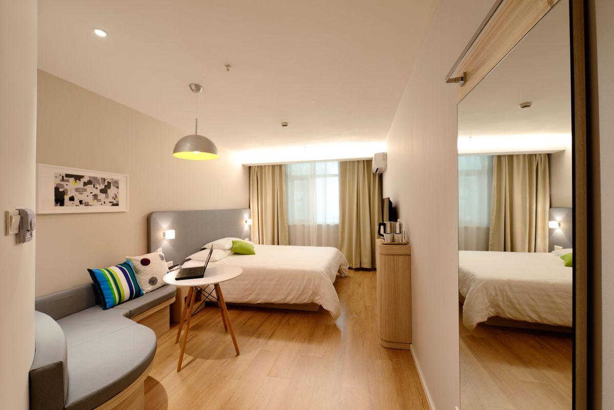 1-bedroom condo in Johor Bahru, Malaysia — 369 sqm, demo listing photo 1