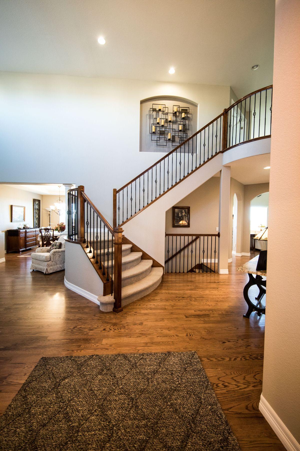 1-bedroom apartment in Berlin, Germany — 281 sqm, demo listing photo 2